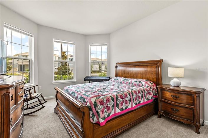 Image No.21-3 Bed Property for sale