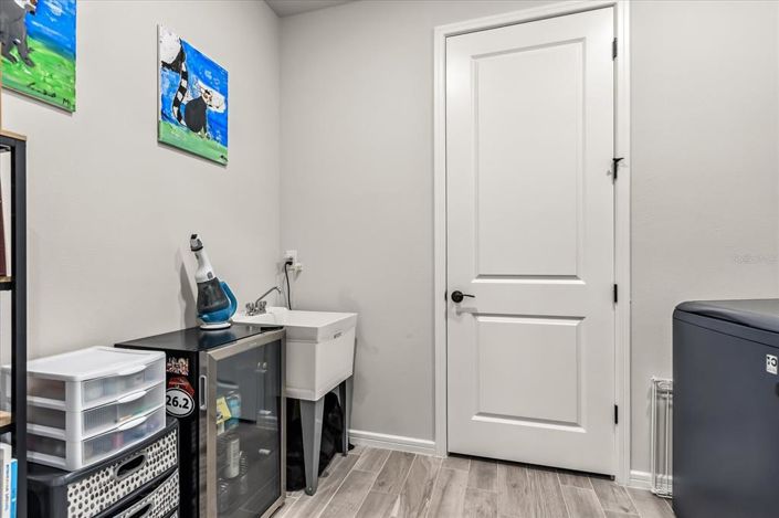 Image No.25-3 Bed Property for sale