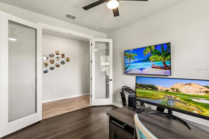 Image No.26-3 Bed Property for sale