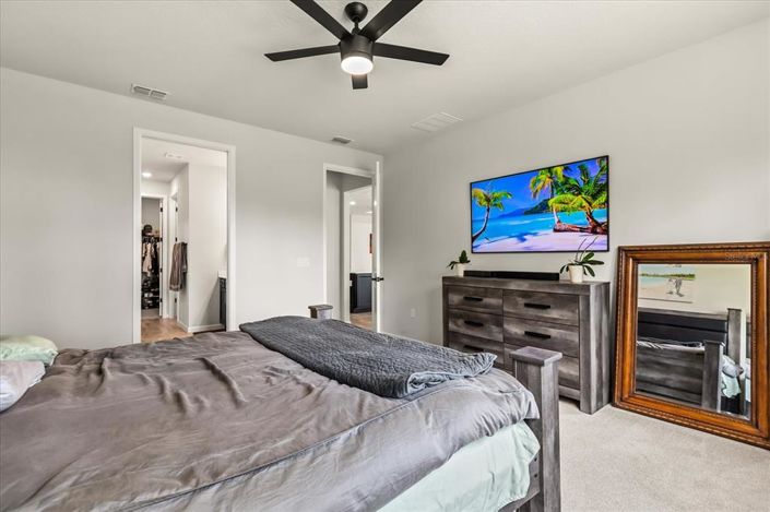 Image No.28-3 Bed Property for sale