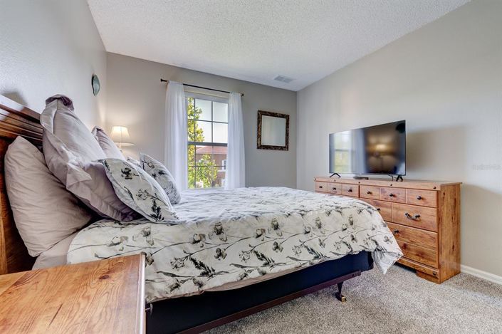 Image No.31-3 Bed Townhouse for sale