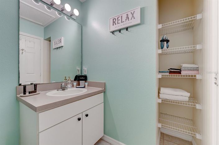 Image No.37-3 Bed Townhouse for sale