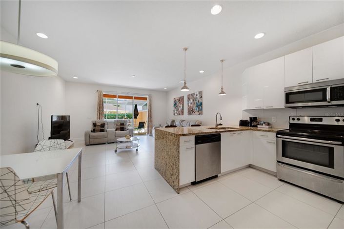 Image No.5-3 Bed Townhouse for sale