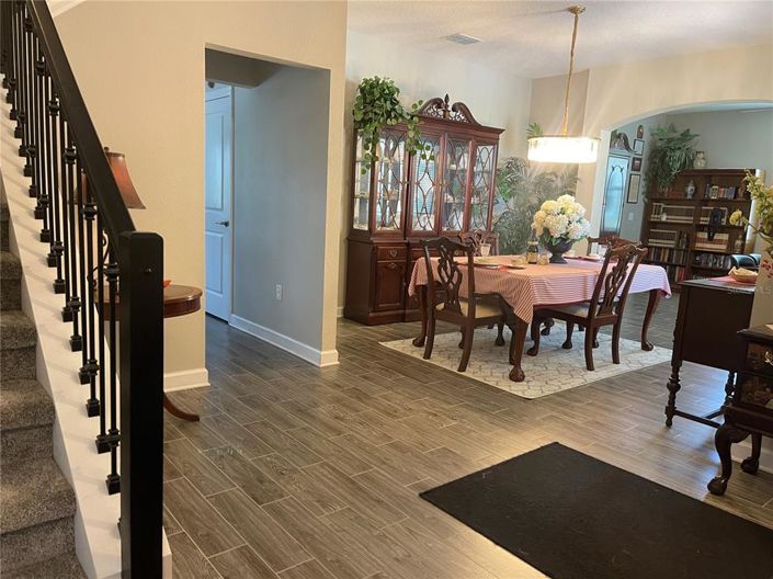 Image No.17-5 Bed Property for sale