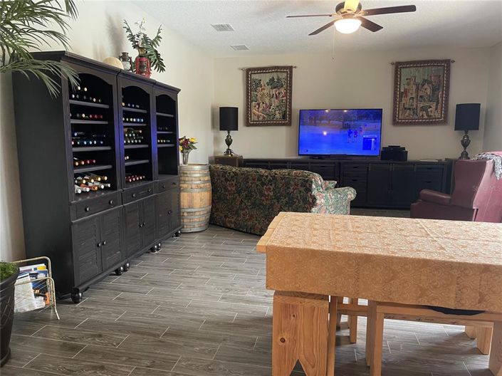 Image No.48-5 Bed Property for sale