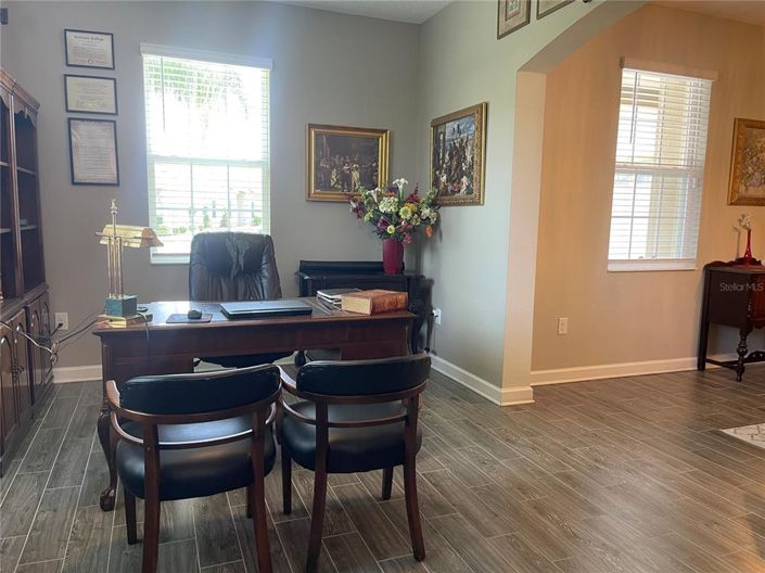 Image No.9-5 Bed Property for sale