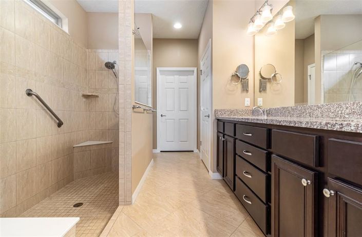 Image No.13-2 Bed Property for sale