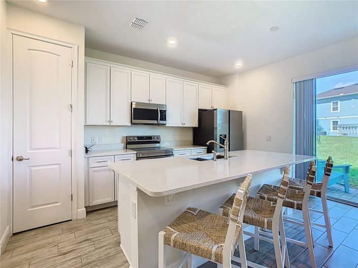 Image No.3-3 Bed Townhouse for sale