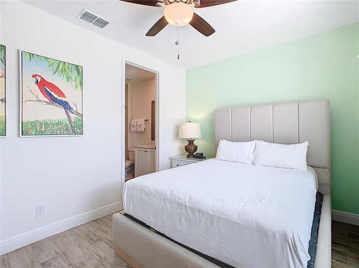 Image No.9-3 Bed Townhouse for sale