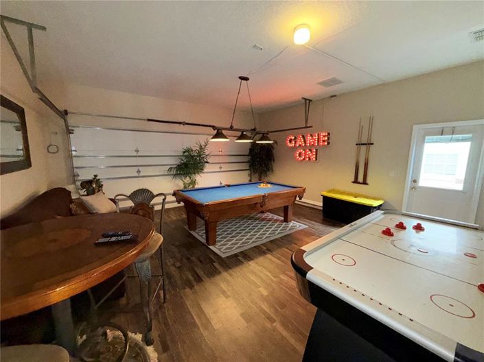 Image No.24-6 Bed Property for sale