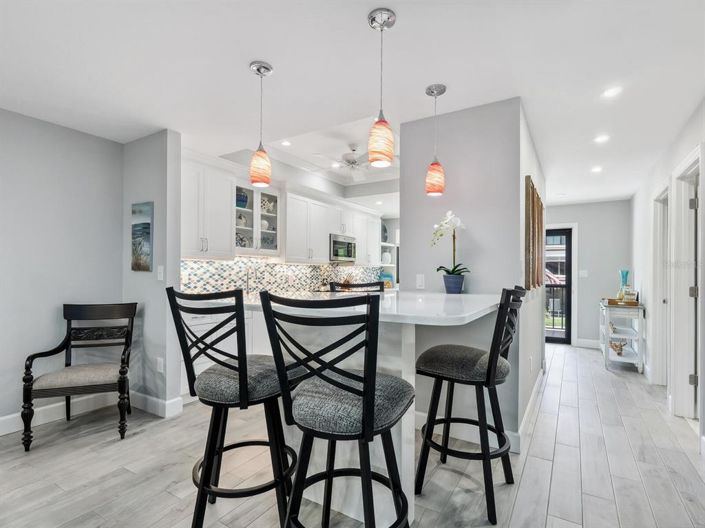 Image No.13-2 Bed Property for sale