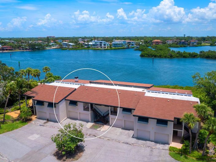 Image No.33-2 Bed Property for sale