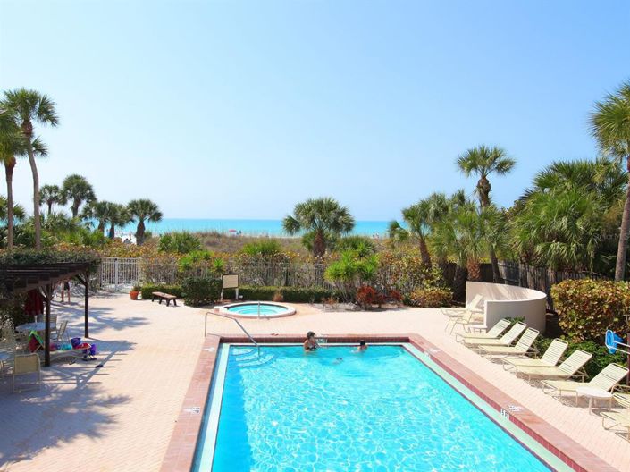 Image No.40-2 Bed Property for sale