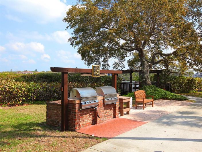 Image No.42-2 Bed Property for sale