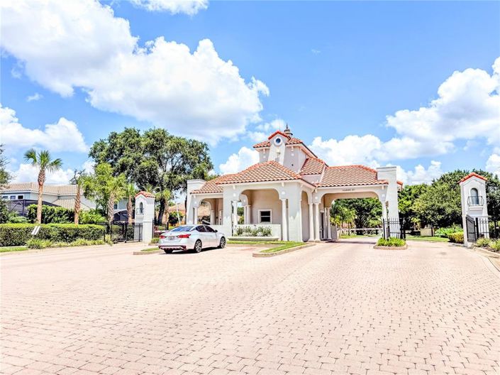 Image No.3-3 Bed Property for sale