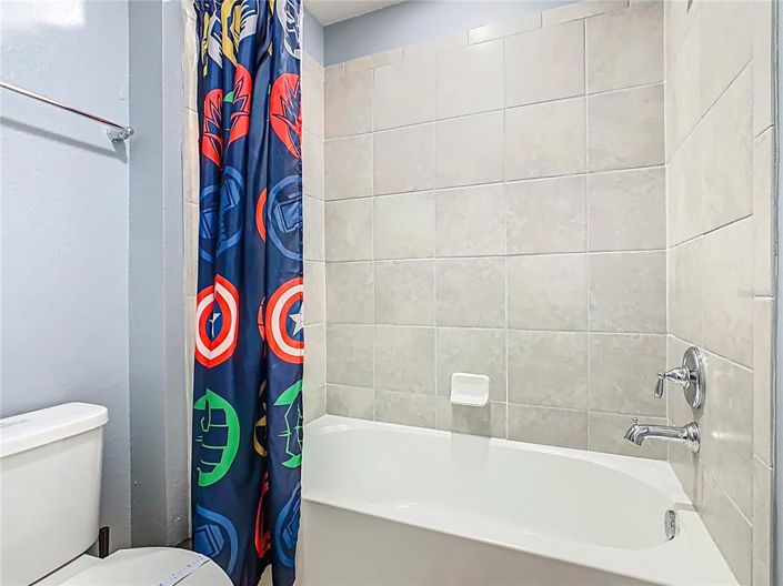 Image No.28-5 Bed Townhouse for sale