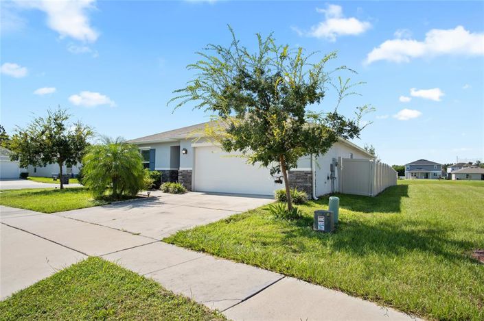 Image No.4-4 Bed Property for sale