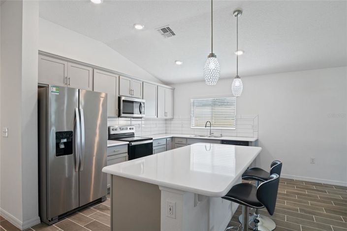 Image No.8-4 Bed Property for sale