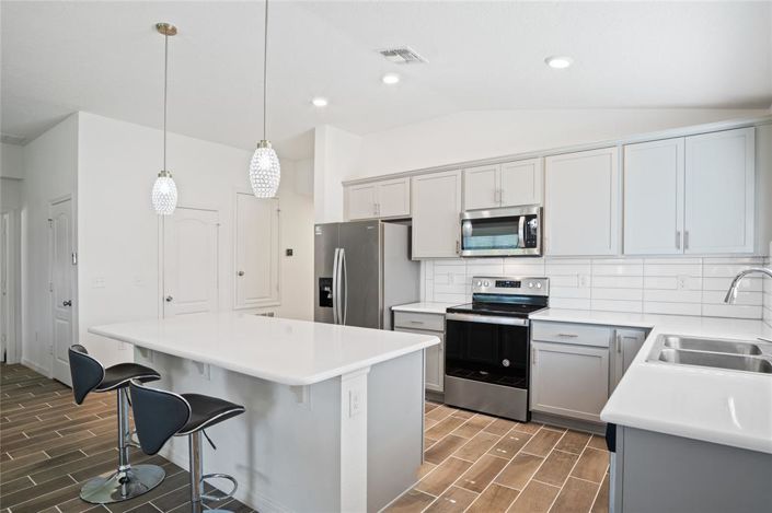 Image No.9-4 Bed Property for sale