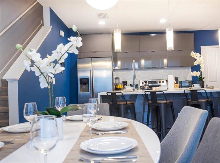 Image No.10-4 Bed Townhouse for sale