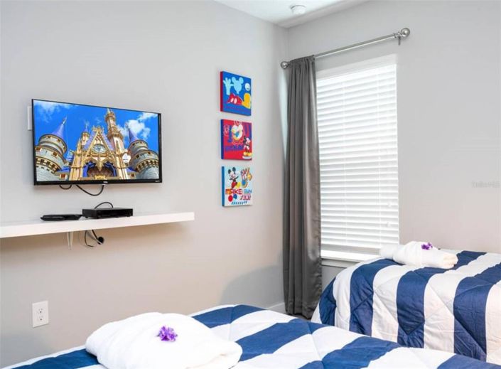 Image No.18-4 Bed Townhouse for sale