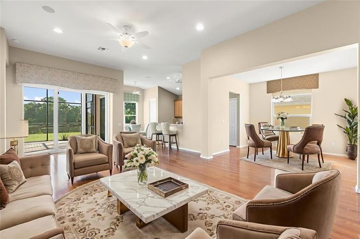 Image No.12-3 Bed Property for sale