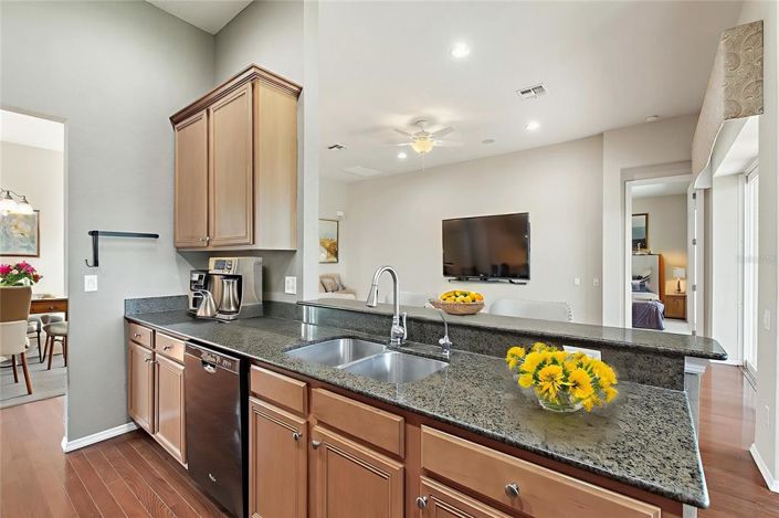 Image No.22-3 Bed Property for sale