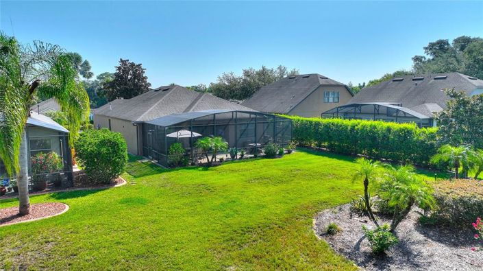 Image No.10-3 Bed Property for sale