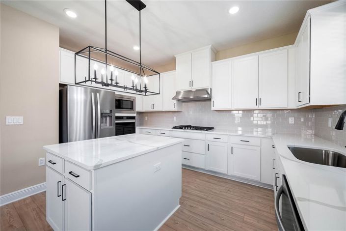 Image No.2-3 Bed Property for sale