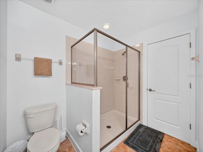 Image No.37-8 Bed Property for sale