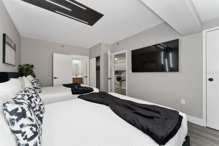 Image No.14-1 Bed Property for sale