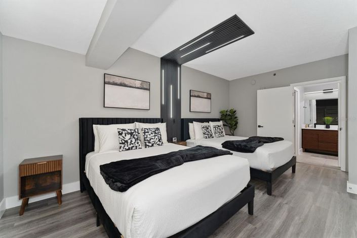 Image No.15-1 Bed Property for sale