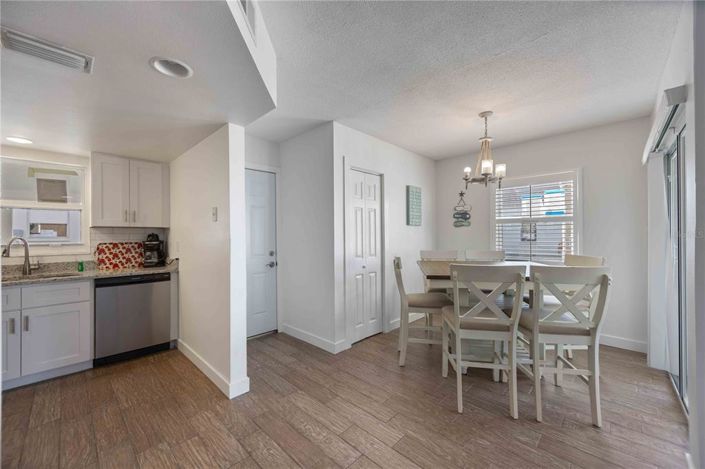 Image No.16-4 Bed Property for sale