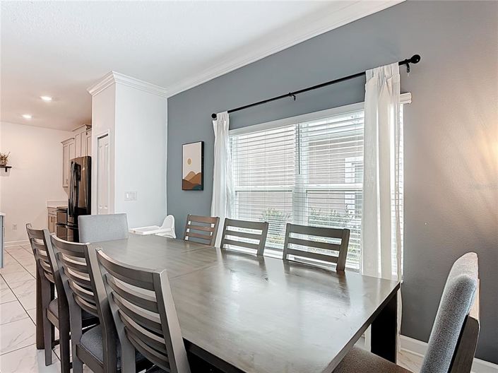 Image No.11-5 Bed Townhouse for sale