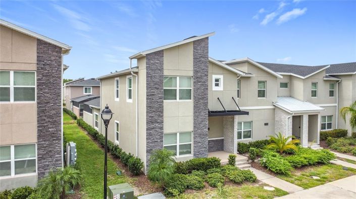 Image No.2-5 Bed Townhouse for sale