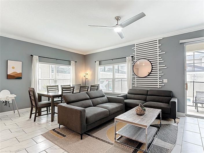 Image No.6-5 Bed Townhouse for sale