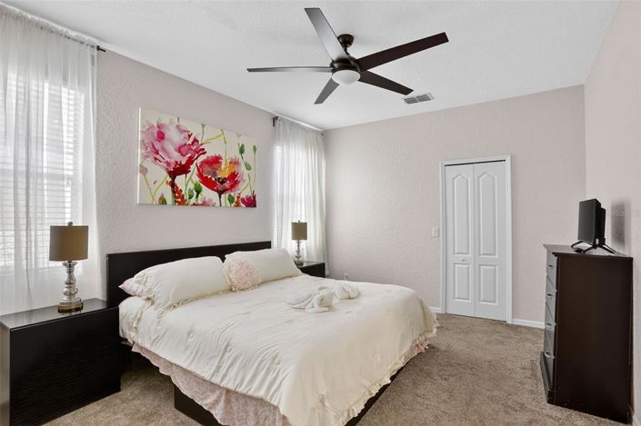 Image No.22-4 Bed Property for sale