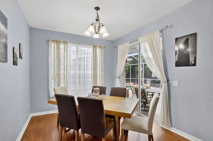 Image No.27-4 Bed Property for sale