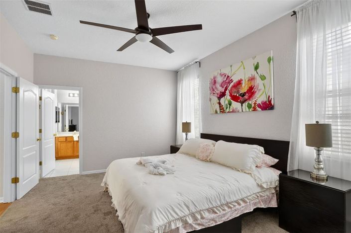 Image No.30-4 Bed Property for sale