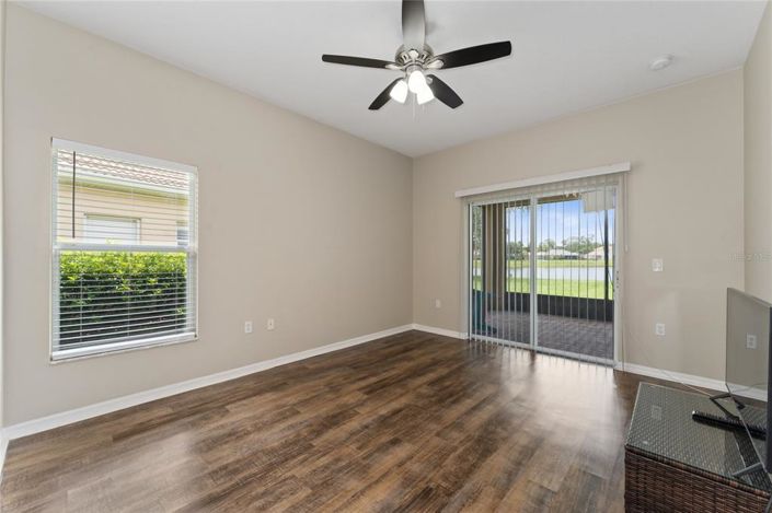 Image No.19-3 Bed Property for sale