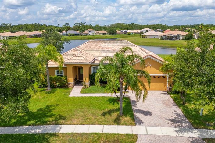 Image No.40-3 Bed Property for sale