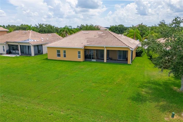 Image No.7-3 Bed Property for sale