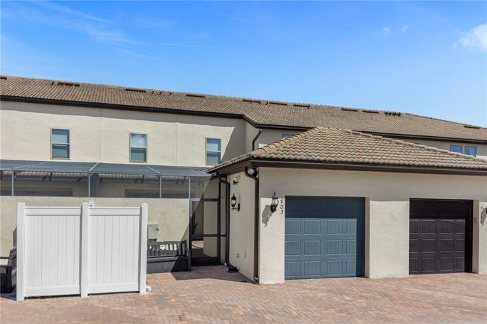 Image No.29-4 Bed Townhouse for sale