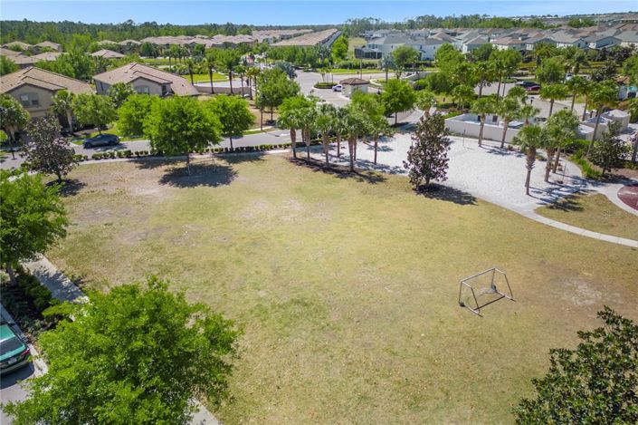 Image No.42-4 Bed Townhouse for sale