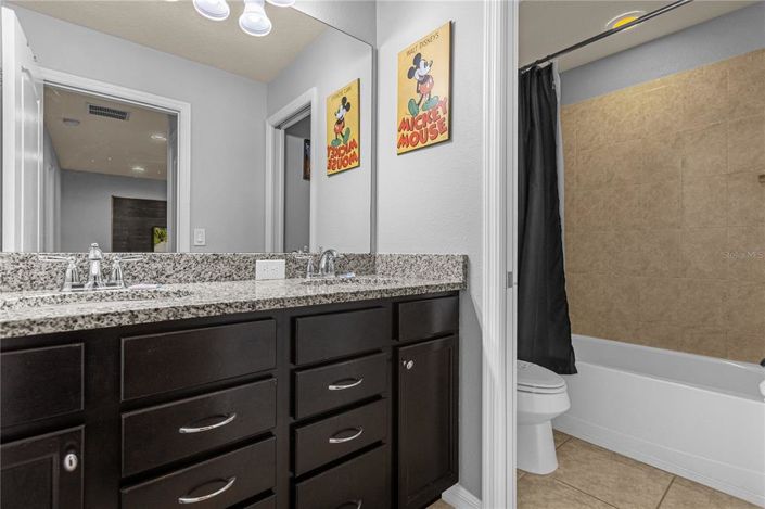 Image No.7-4 Bed Townhouse for sale