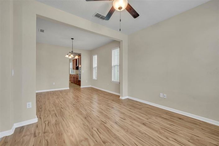 Image No.10-5 Bed Property for sale