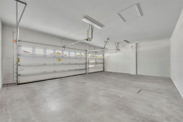 Image No.47-5 Bed Property for sale