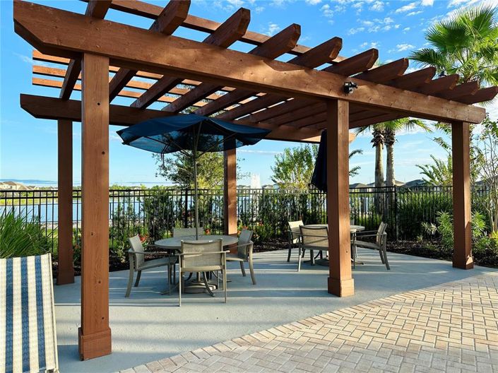 Image No.57-5 Bed Property for sale