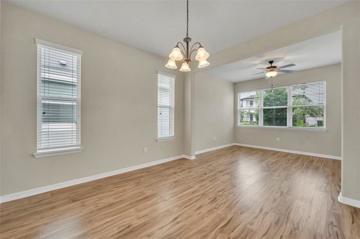 Image No.8-5 Bed Property for sale