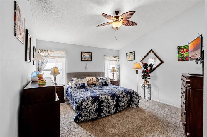 Image No.20-4 Bed Property for sale